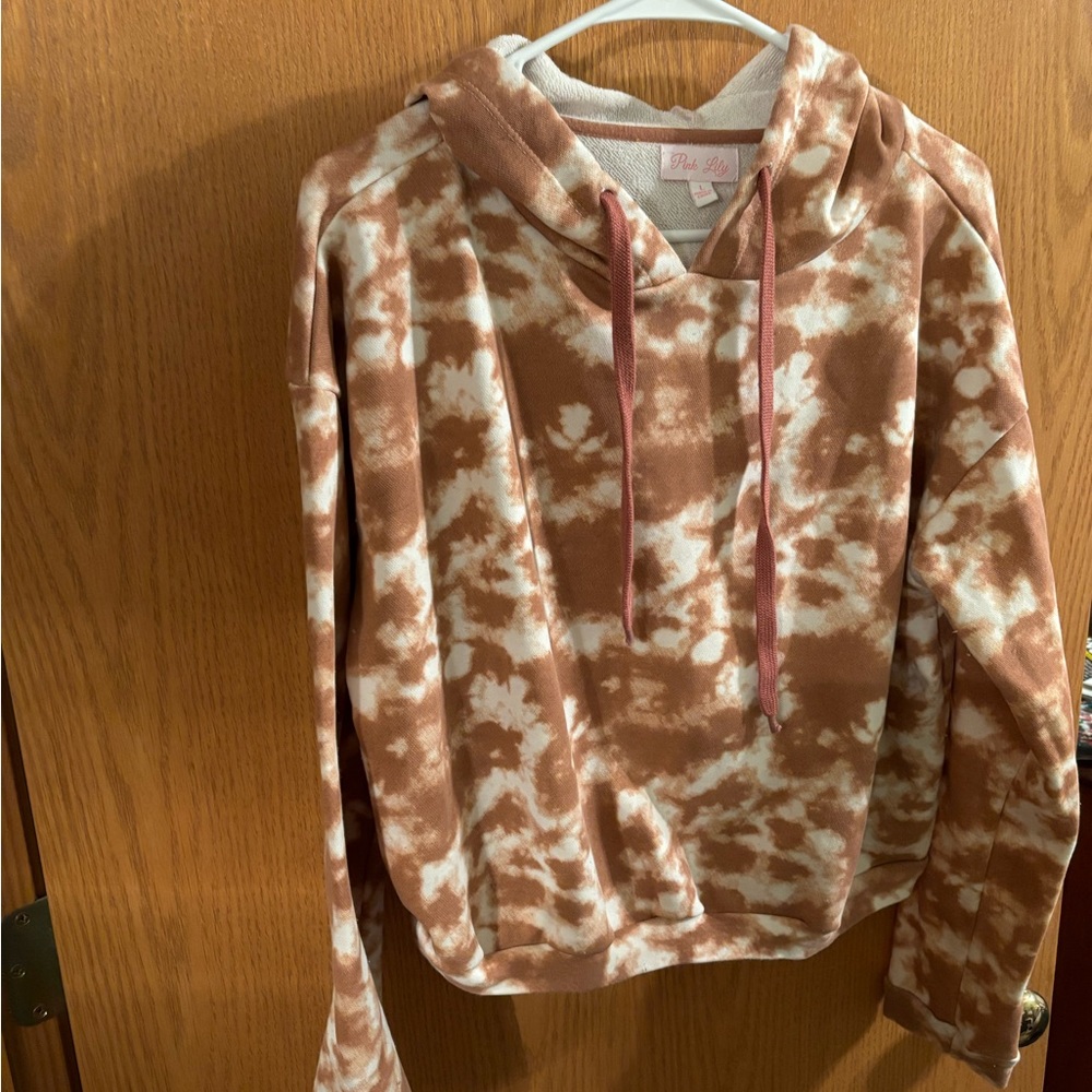 Pink Lily size Large